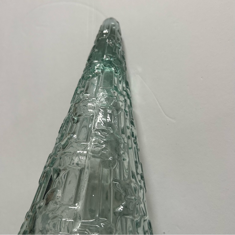 Recycled Green Bottle Glass Tree Shaped - Picture 5 of 6